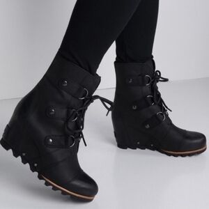 Sorel Black Ankle Boots with Wedge Heel